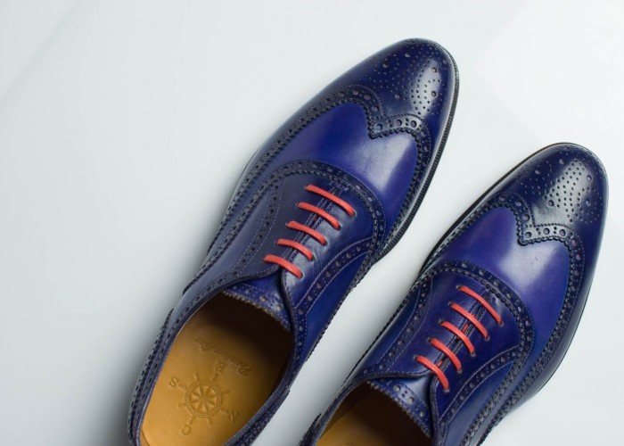 BLUE WINGTIP