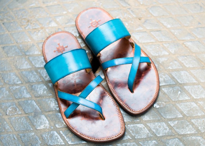 SANDAL